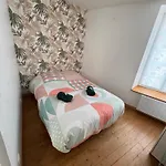 Altavilloise Petillante - Cour Fermee Et Parking Prive Nyaraló *